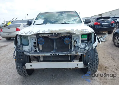 2008 Toyota Tacoma Prerunner V6 из США, поврежденный, VIN 3TMJU62N48M052180